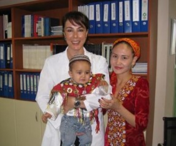 Türkmen Ailesinin Mutluluğu / Mart - Nisan 2008